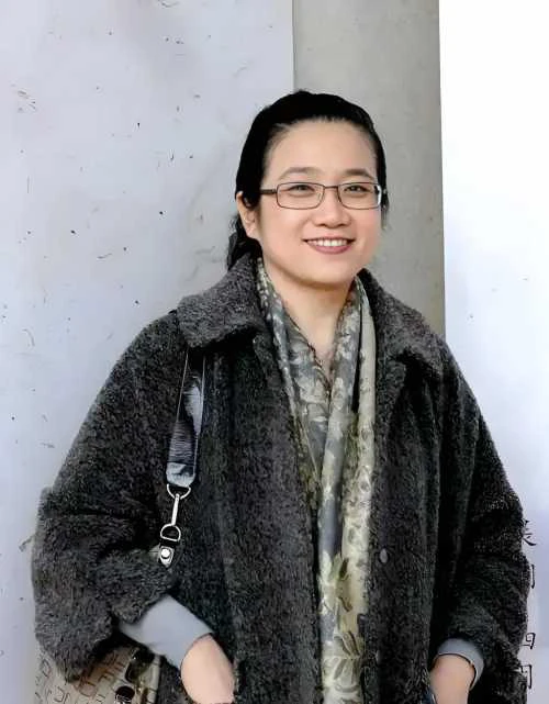 孙晓云老师的照片，单击鼠标查看大图！